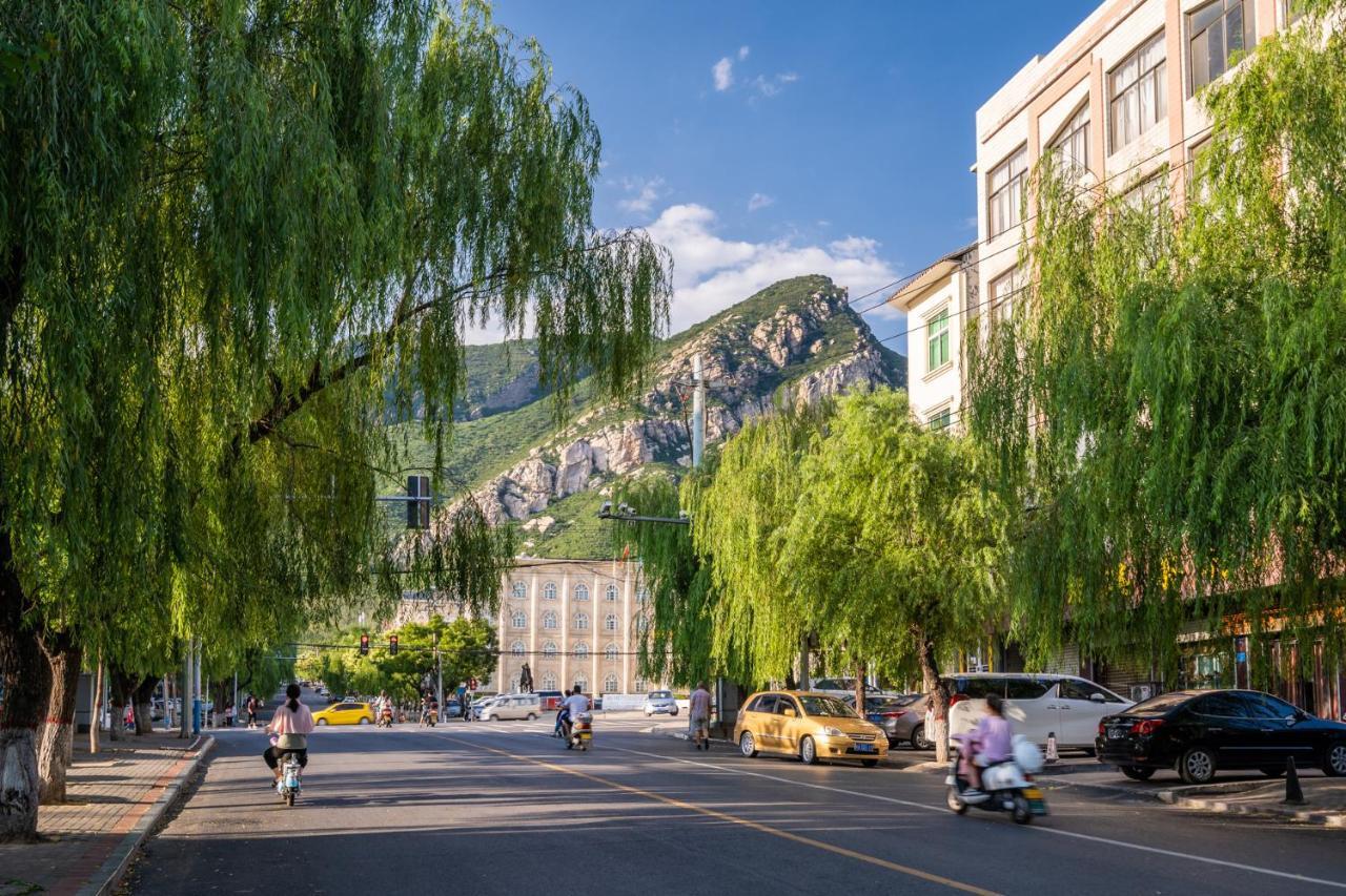 Hotel Zhengzhou Dengfeng-Shaolin Temple- Zewnętrze zdjęcie